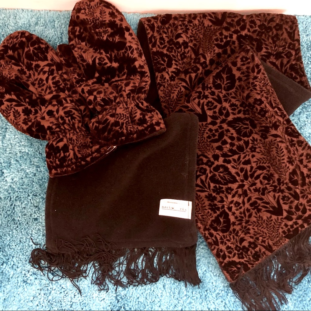 Floral Print Scarf and Mittens
